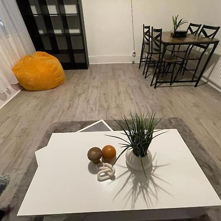 Beautiful 2 Bedroom On Tower Bridge Лондон Экстерьер фото
